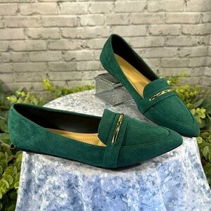 💚Green Faux Suede Pointed Toe Ornamental Loafer Fashion Flats WMS 7M💚NWOT